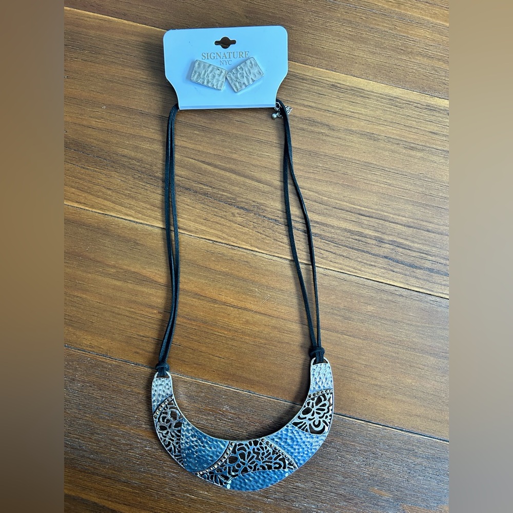 NWT Jewelry Set
